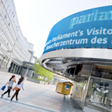 The Parlamentarium with the girls