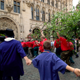 <strong>08/2013 ></strong> La plantation du Meyboom