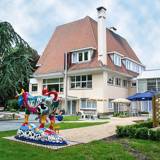 Discovery Stay €60pp at the Vieux Cèdre Inn in Enghien