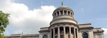 Les amoureux visitent le Musée du Cinquantenaire